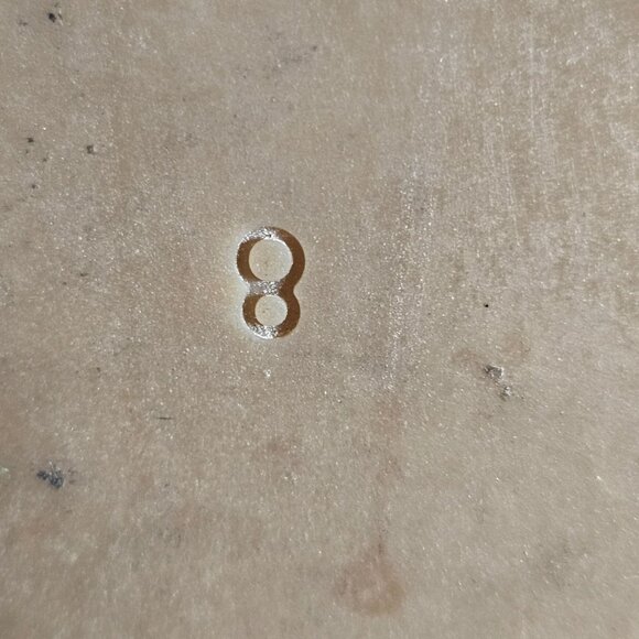 Tory Burch Women’s Silver Leather Sandals 8 Thong Logo Flat Old Money Coastal - Picture 6 of 12